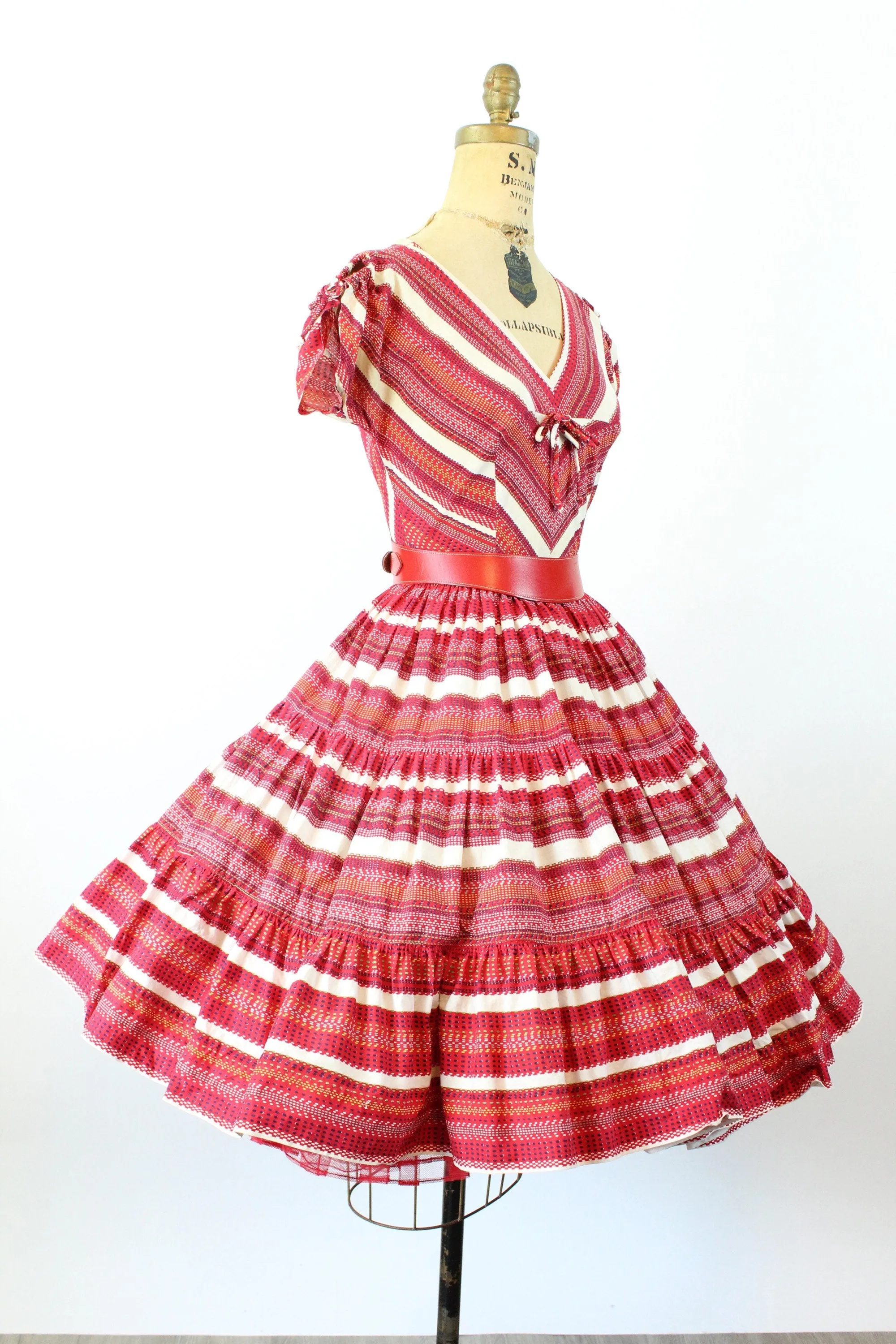 1950s SIS originals CUTOUT SHOULDERS cotton sun dress xs | new spring