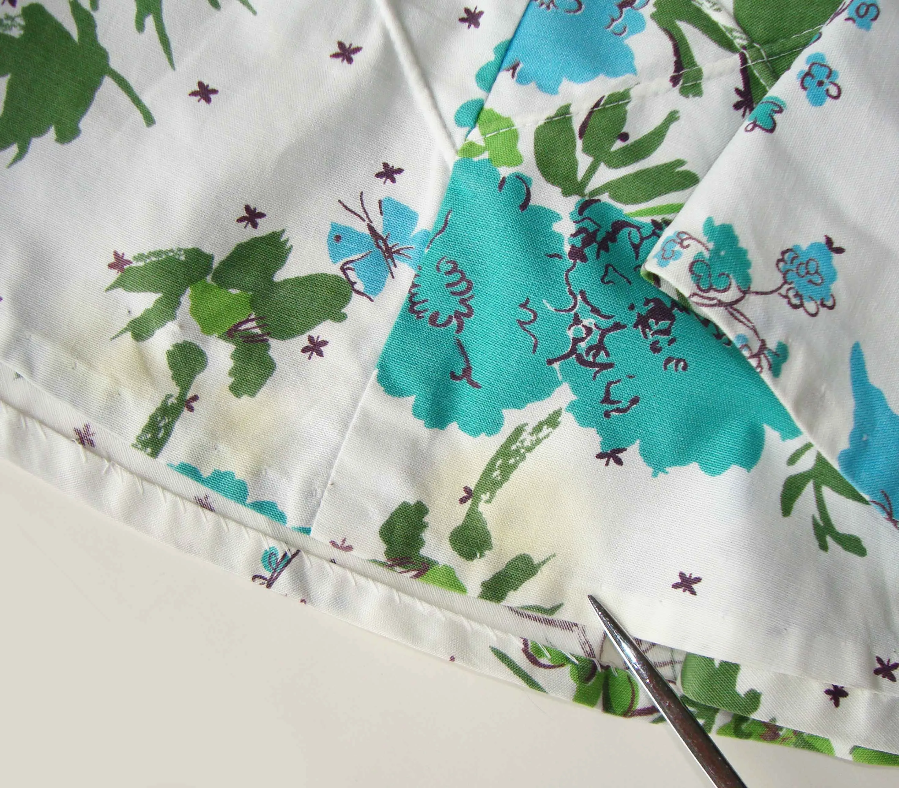Vintage 50s Circle Skirt Blue Floral Quilted Cotton S XS